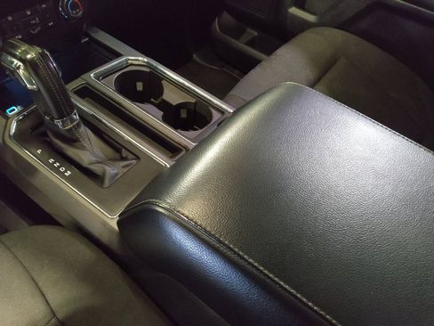 Used 2018 Ford F150 XLT w/ Equipment Group 302A Luxury image 26