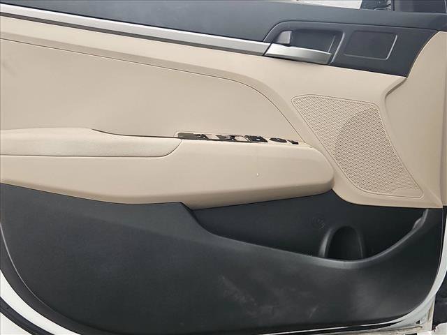 Used 2018 Hyundai Elantra SE FWD image 10