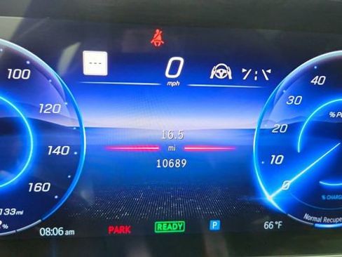 Used 2023 Mercedes-Benz EQE 500 500 Sedan image 39