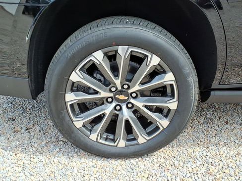 New 2026 Chevrolet Tahoe High Country AWD/4WD image 12