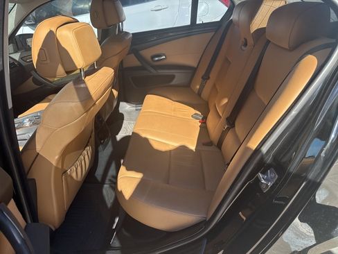 Used 2010 BMW 528i Sedan image 7