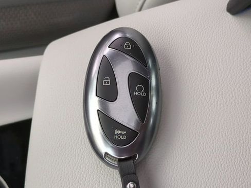 New 2026 Hyundai Elantra Limited FWD image 29