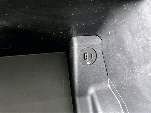 Used 2022 Ford F150 XLT w/ Equipment Group 302A High image 17