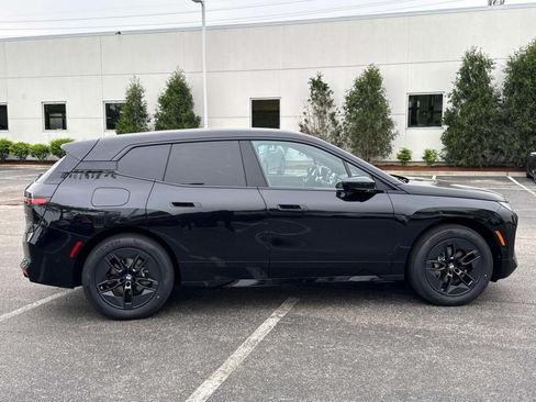 New 2026 BMW iX xDrive60 AWD/4WD image 4