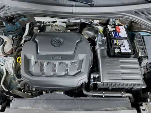 Used 2020 Volkswagen Tiguan SEL AWD/4WD image 13