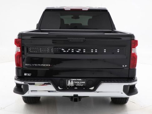 Used 2024 Chevrolet Silverado 1500 LT image 8