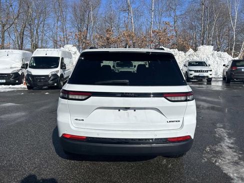 New 2025 Jeep Grand Cherokee Limited w/ Black Appearance Package image 4