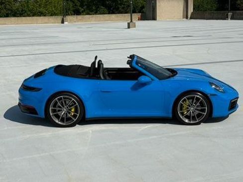 Used 2022 Porsche 911 Carrera w/ Premium Package RWD image 49