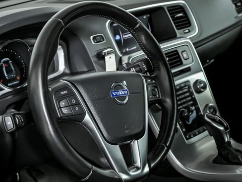 Used 2018 Volvo S60 T5 Inscription FWD image 21