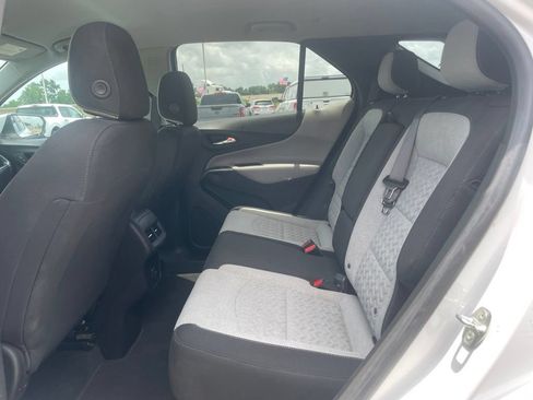 Used 2022 Chevrolet Equinox LT FWD image 23