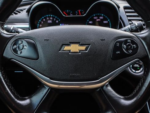 Used 2019 Chevrolet Impala LT image 12