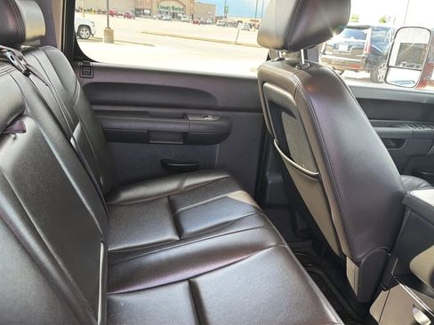 Used 2011 Chevrolet Silverado 2500 LT w/ Interior Plus Package AWD/4WD image 66