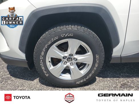 Used 2020 Toyota RAV4 XLE AWD/4WD image 13
