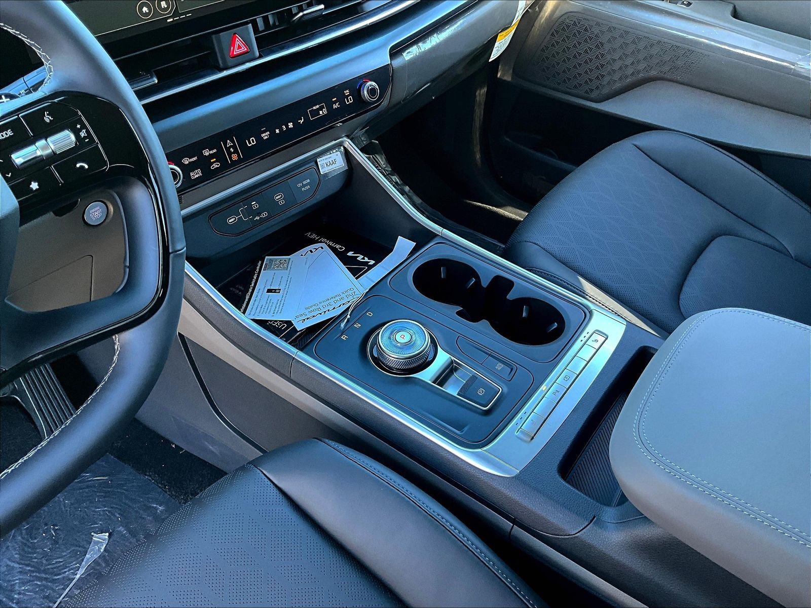 New 2027 Kia Carnival LXS FWD image 12