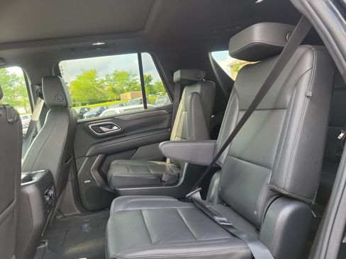 Used 2022 Chevrolet Tahoe LT w/ LT Signature Plus Package AWD/4WD image 11