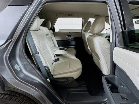 Used 2023 Nissan Pathfinder SL image 26