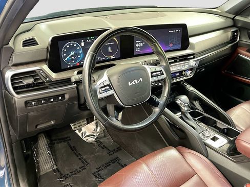 Used 2024 Kia Telluride SX AWD/4WD image 9