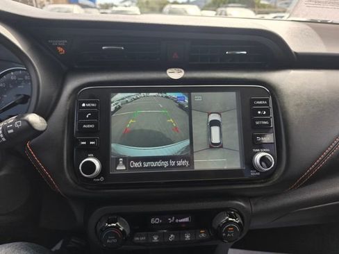 Used 2024 Nissan Kicks SR image 14