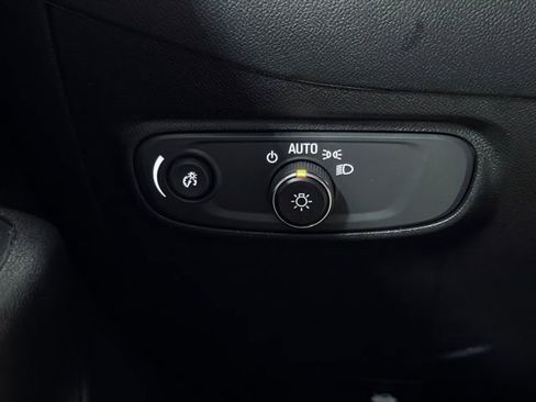 Used 2022 Chevrolet Equinox LT w/ Driver Convenience Package AWD/4WD image 29