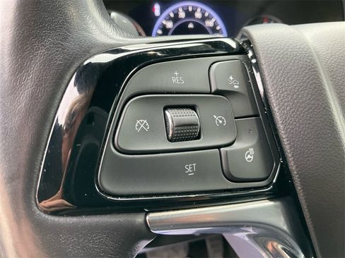 Used 2024 Buick Enclave Premium image 36