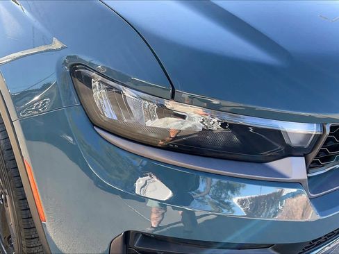 New 2026 Jeep Grand Cherokee L Limited image 13