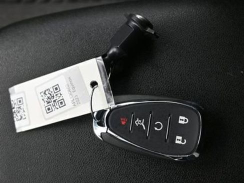 Used 2023 Chevrolet Equinox LT image 9