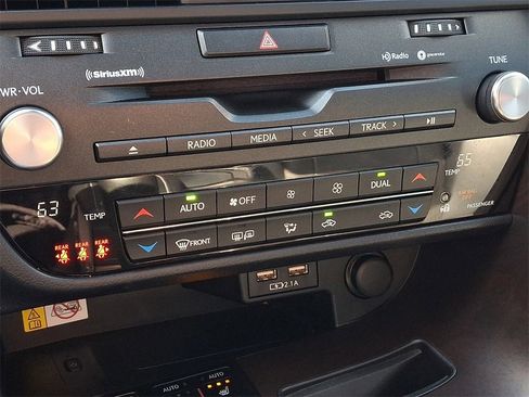 Used 2021 Lexus RX 350 AWD w/ Premium Package image 18