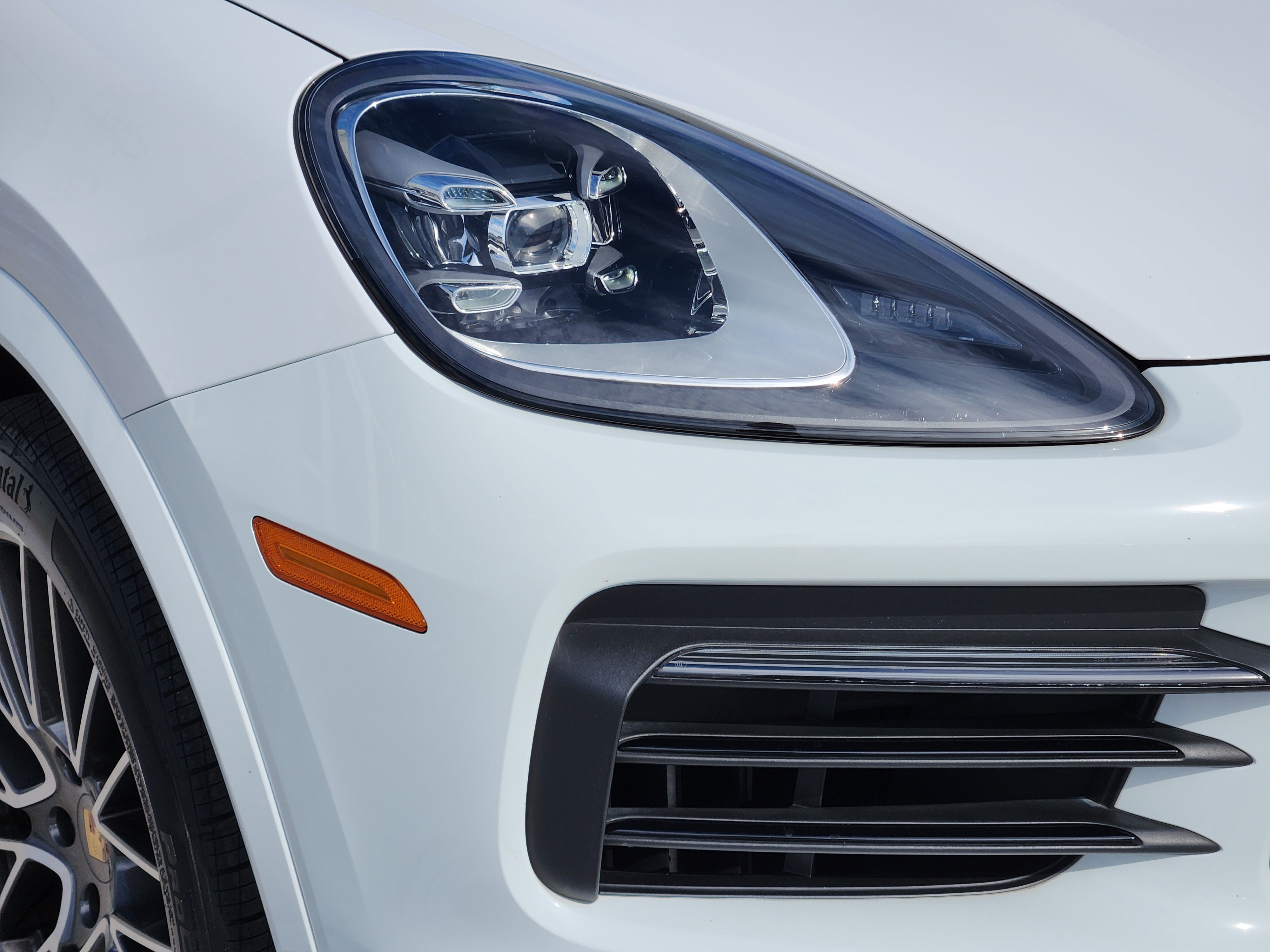 Used 2023 Porsche Cayenne Coupe AWD/4WD image 10