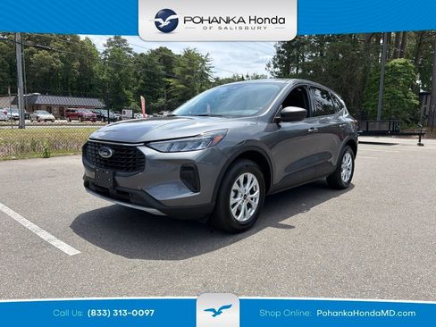 Used 2025 Ford Escape Active AWD/4WD image 1