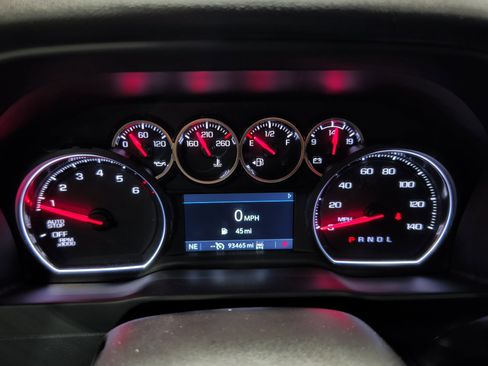 Used 2021 Chevrolet Silverado 1500 LT w/ Bed Protection Package AWD/4WD image 9