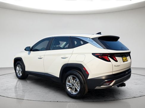 Used 2026 Hyundai Tucson SE AWD/4WD image 5