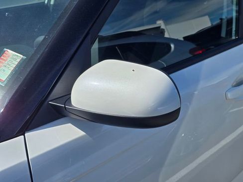 Certified 2025 Kia Soul LX FWD image 18