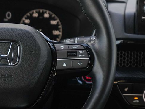 Used 2025 Honda CR-V EX-L image 18