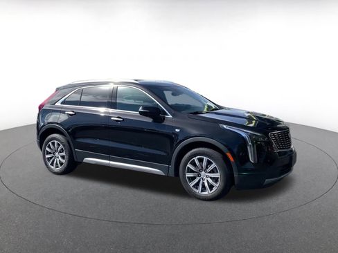 Used 2023 Cadillac XT4 Premium Luxury w/ Cold Weather Package image 2