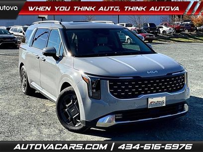 Used 2025 Kia Carnival SX