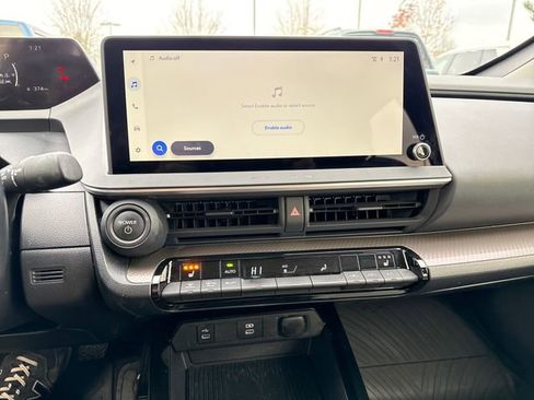 Used 2024 Toyota Prius XLE image 22