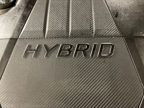 Used 2025 Hyundai Elantra Limited FWD image 30