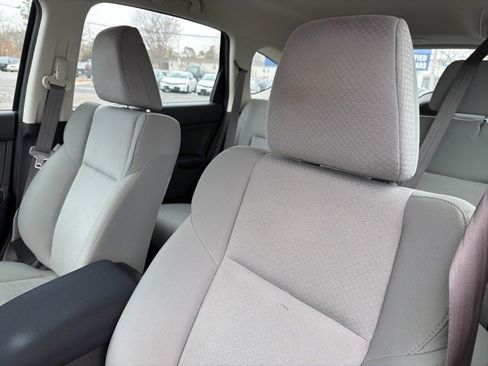 Used 2015 Honda CR-V LX image 14