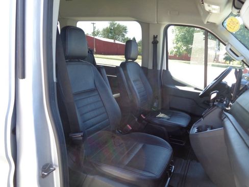 Used 2023 Ford Transit 350 XLT AWD/4WD image 17