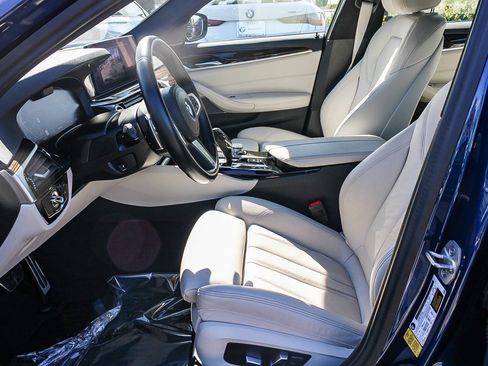 Used 2023 BMW 540i w/ M Sport Package image 18