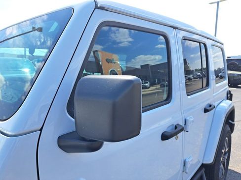 Certified 2025 Jeep Wrangler Unlimited Sahara AWD/4WD image 36