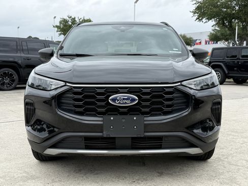 Used 2025 Ford Escape ST-Line FWD image 10