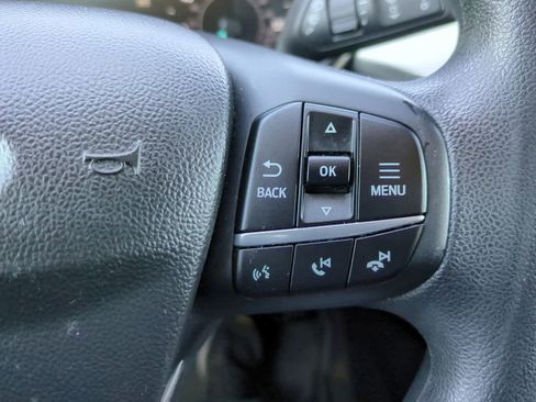 Used 2020 Ford Escape SE image 24