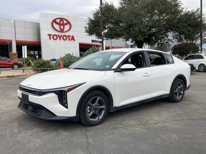 Used 2025 Kia K4 LXS