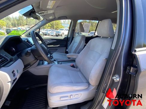 Used 2019 Honda Pilot EX image 32