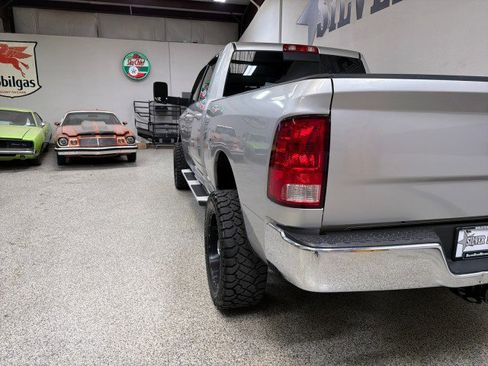 Used 2016 RAM 2500 SLT image 9