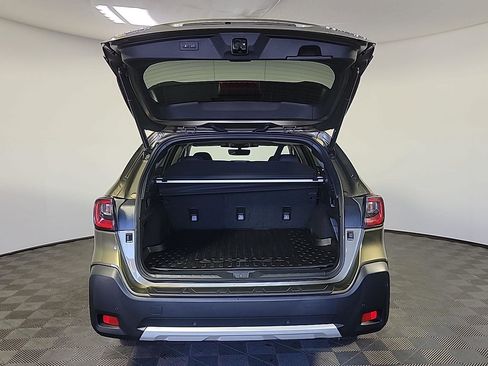 Used 2024 Subaru Outback Limited AWD/4WD image 6