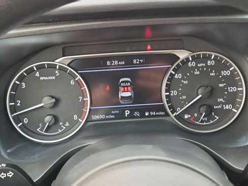 Used 2024 Nissan Rogue S AWD/4WD image 21