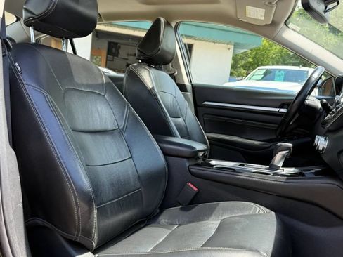 Used 2020 Nissan Altima 2.5 SL FWD image 19