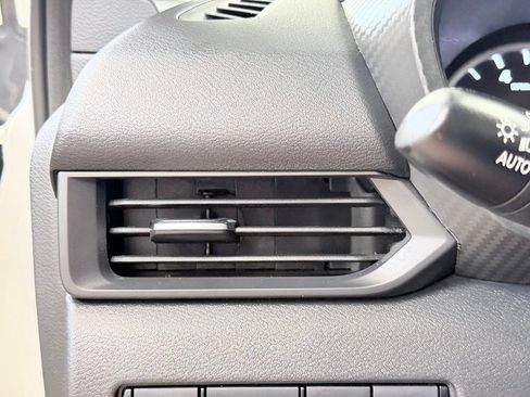 Used 2025 Nissan Sentra S FWD image 34